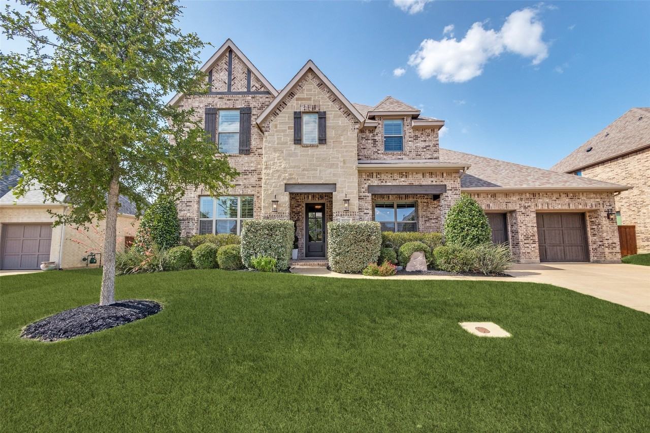 11608 Little Elm Creek Rd - Photo 2 of 39