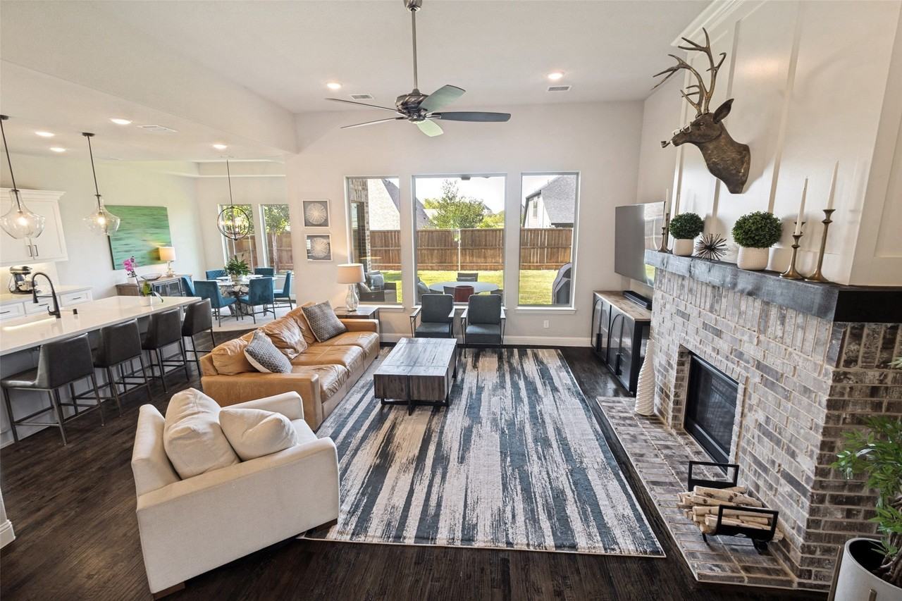 11608 Little Elm Creek Rd - Photo 3 of 39