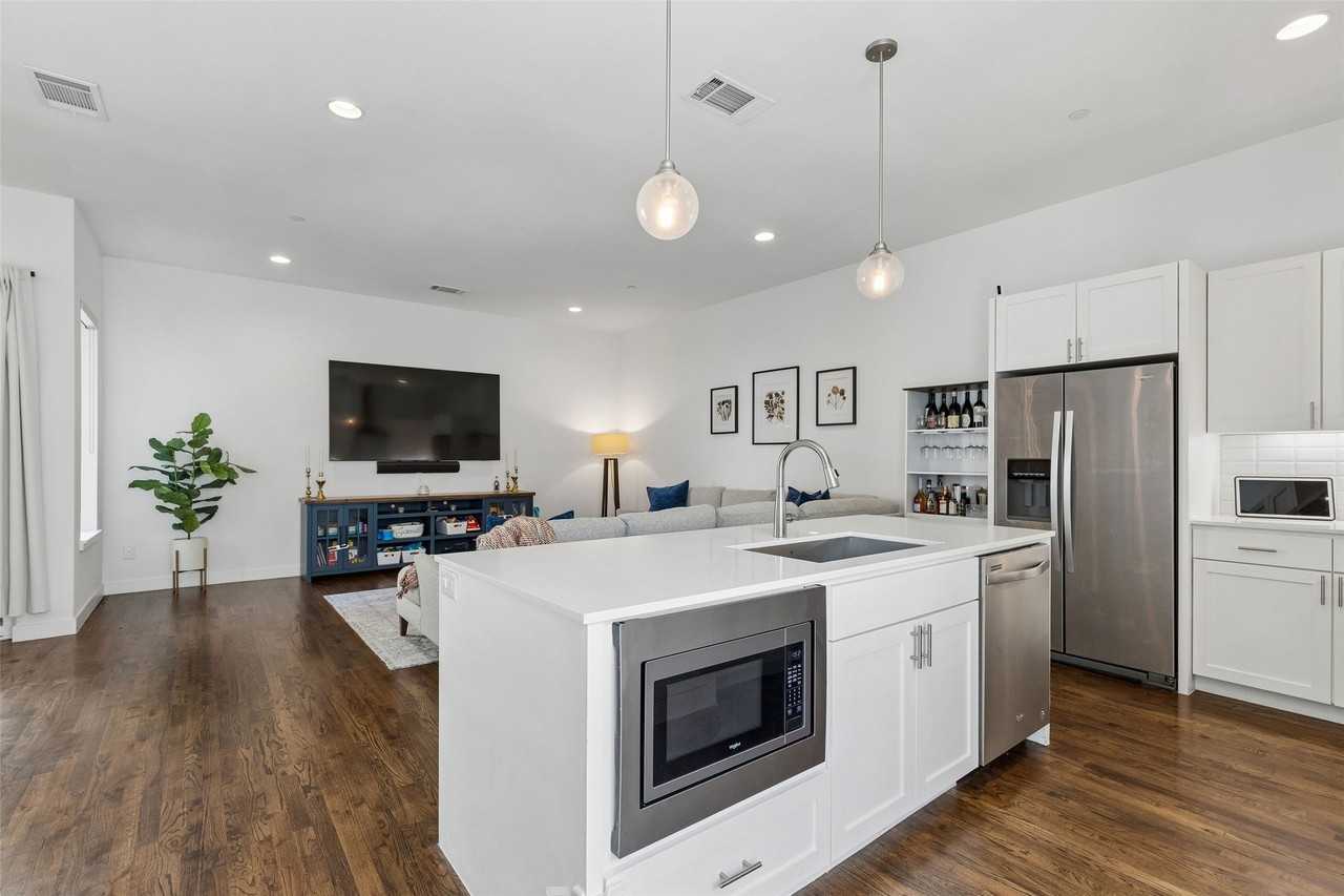 2115 Bennett Ave #30 - Photo 5 of 29