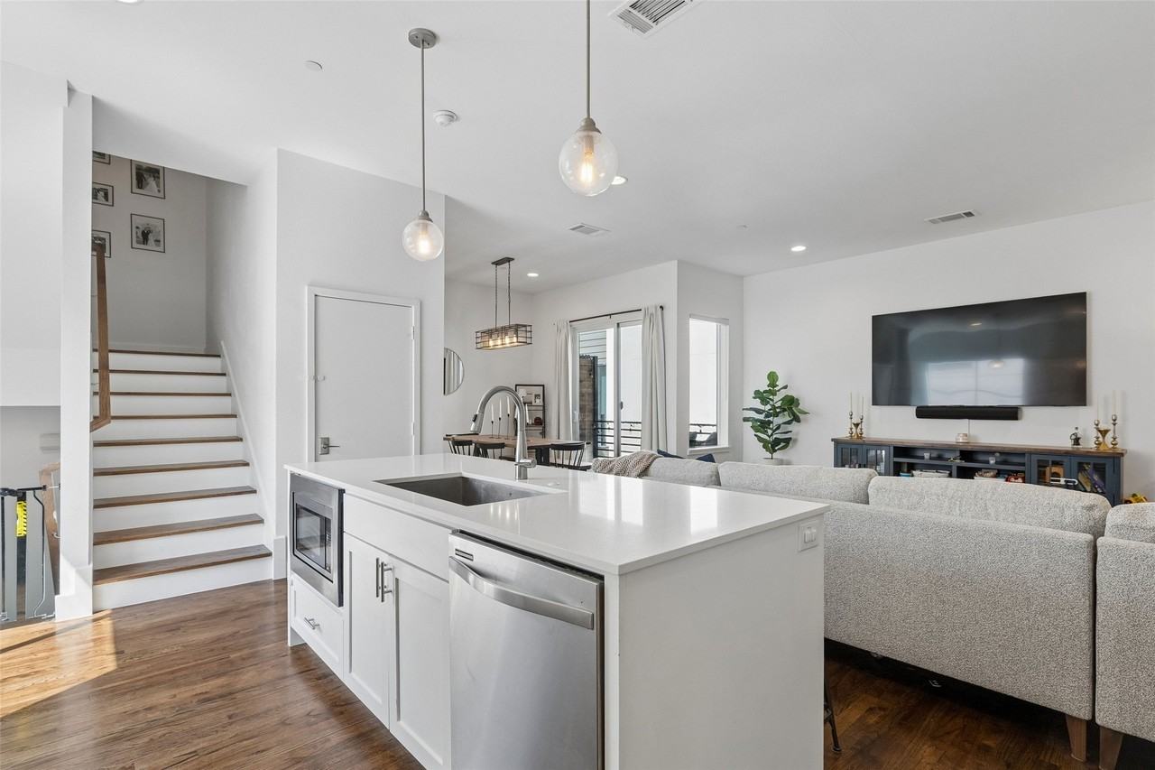 2115 Bennett Ave #30 - Photo 7 of 29