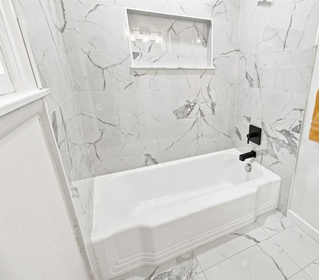 2716 Frazier Ave - Photo 7 of 12