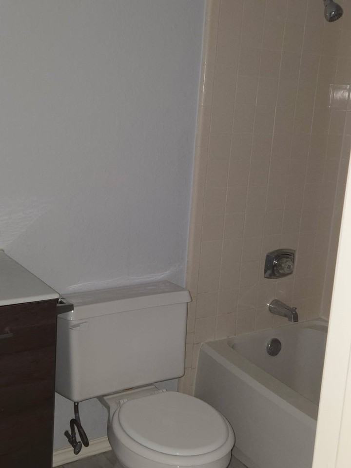7210 Ne Loop 820 - Photo 4 of 7