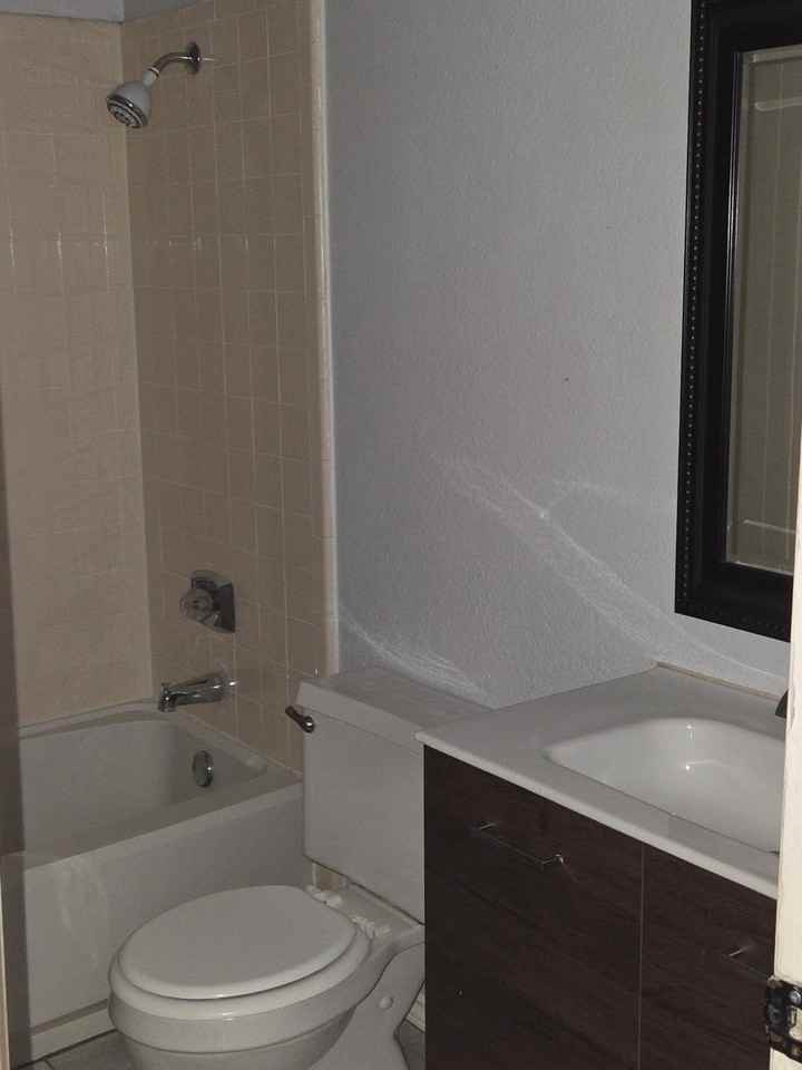 7210 Ne Loop 820 - Photo 5 of 7
