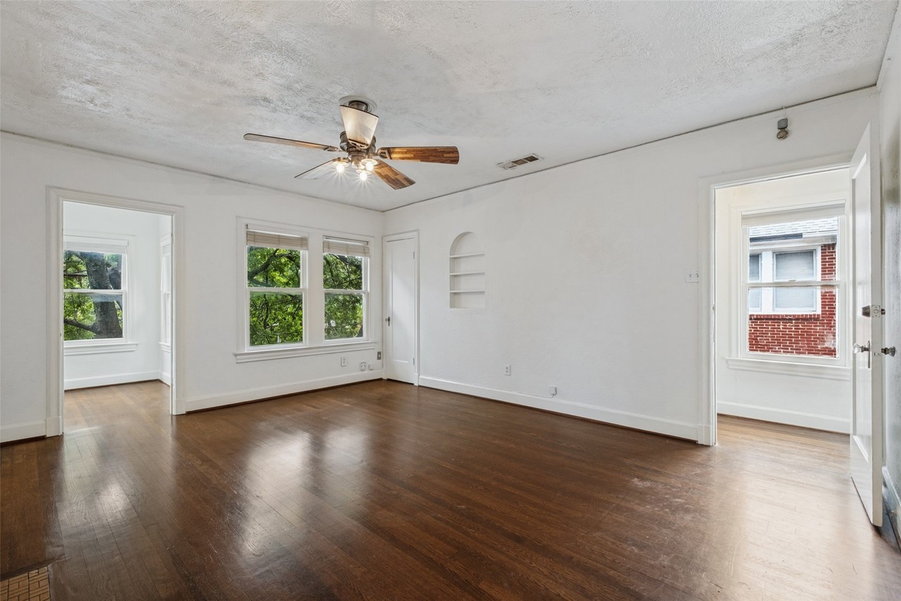 5937 Ross Ave - Photo 6 of 27