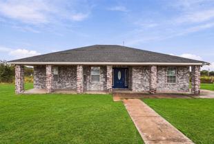 8998 Leroy Rd - Photo 1 of 1