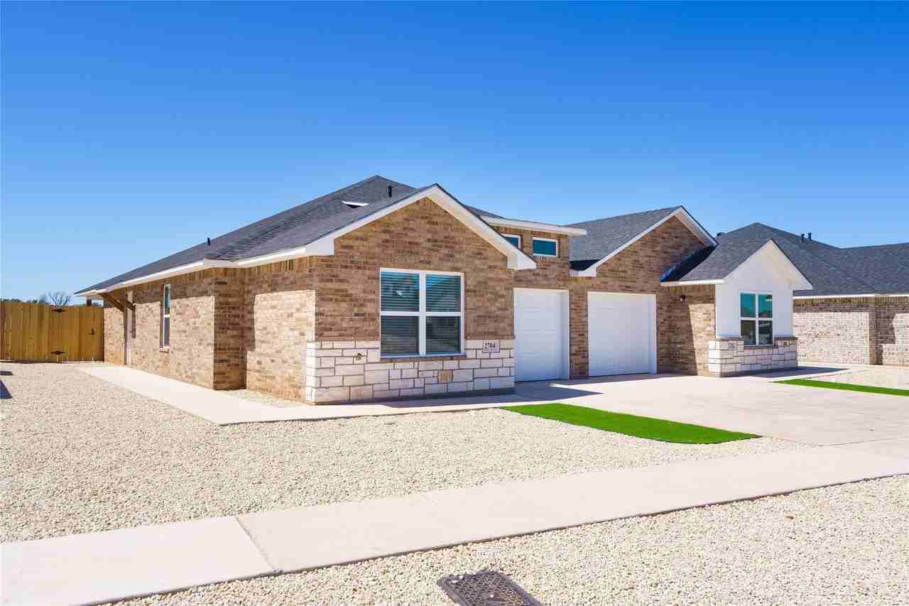 2642 Roman Ln - Photo 2 of 17