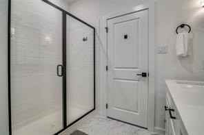 2526 Tahoe Dr - Photo 3 of 9