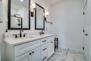 2526 Tahoe Dr - Photo 4 of 9