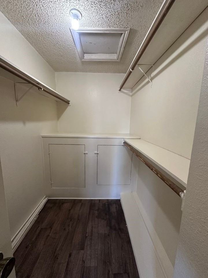 1326 S 11th St #20 - Photo 4 of 8