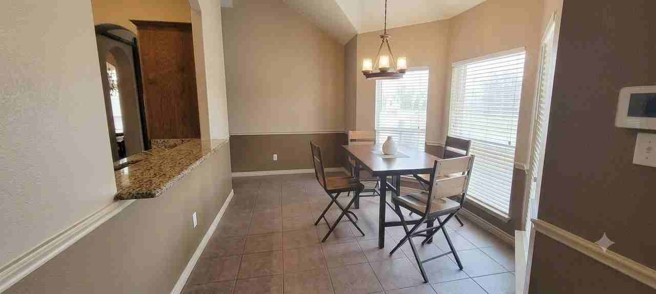 13733 Alterna Dr - Photo 7 of 30