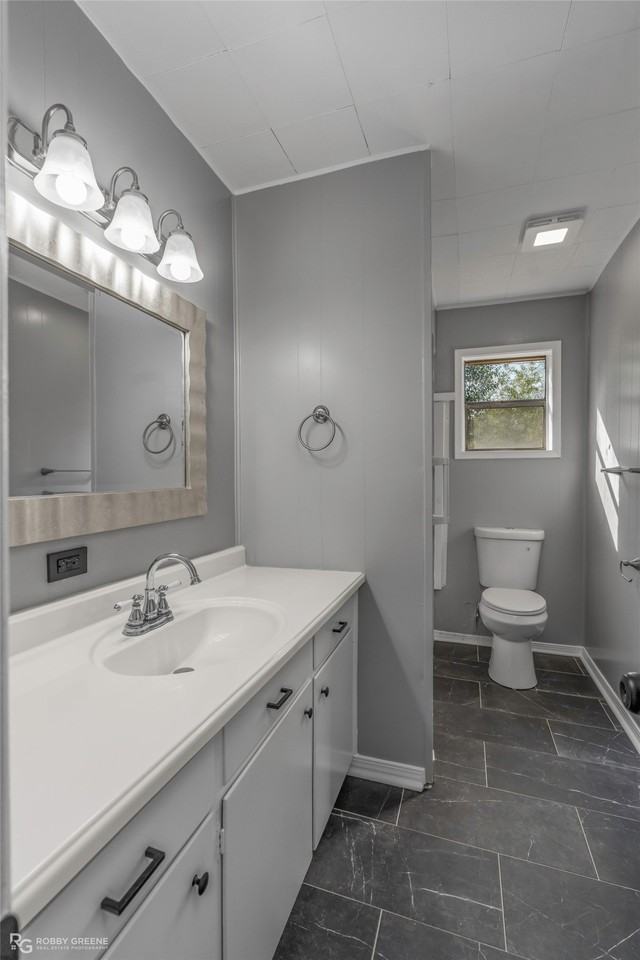 1004 Wheeler Dr - Photo 6 of 30