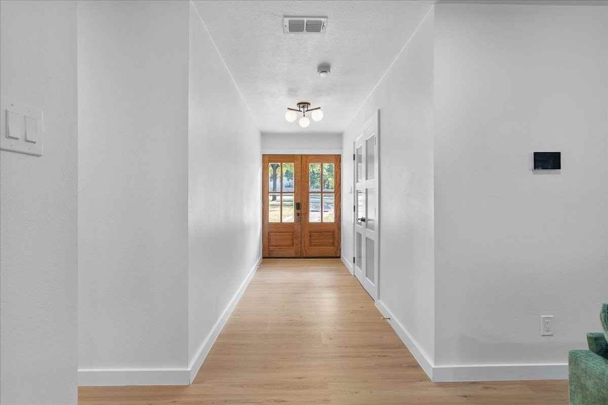 3509 W Sublett Rd - Photo 5 of 39