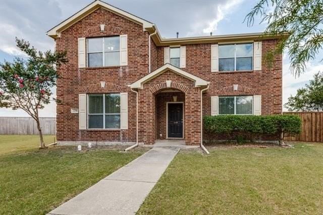 2290 Timber Creek Dr - Photo 2 of 28