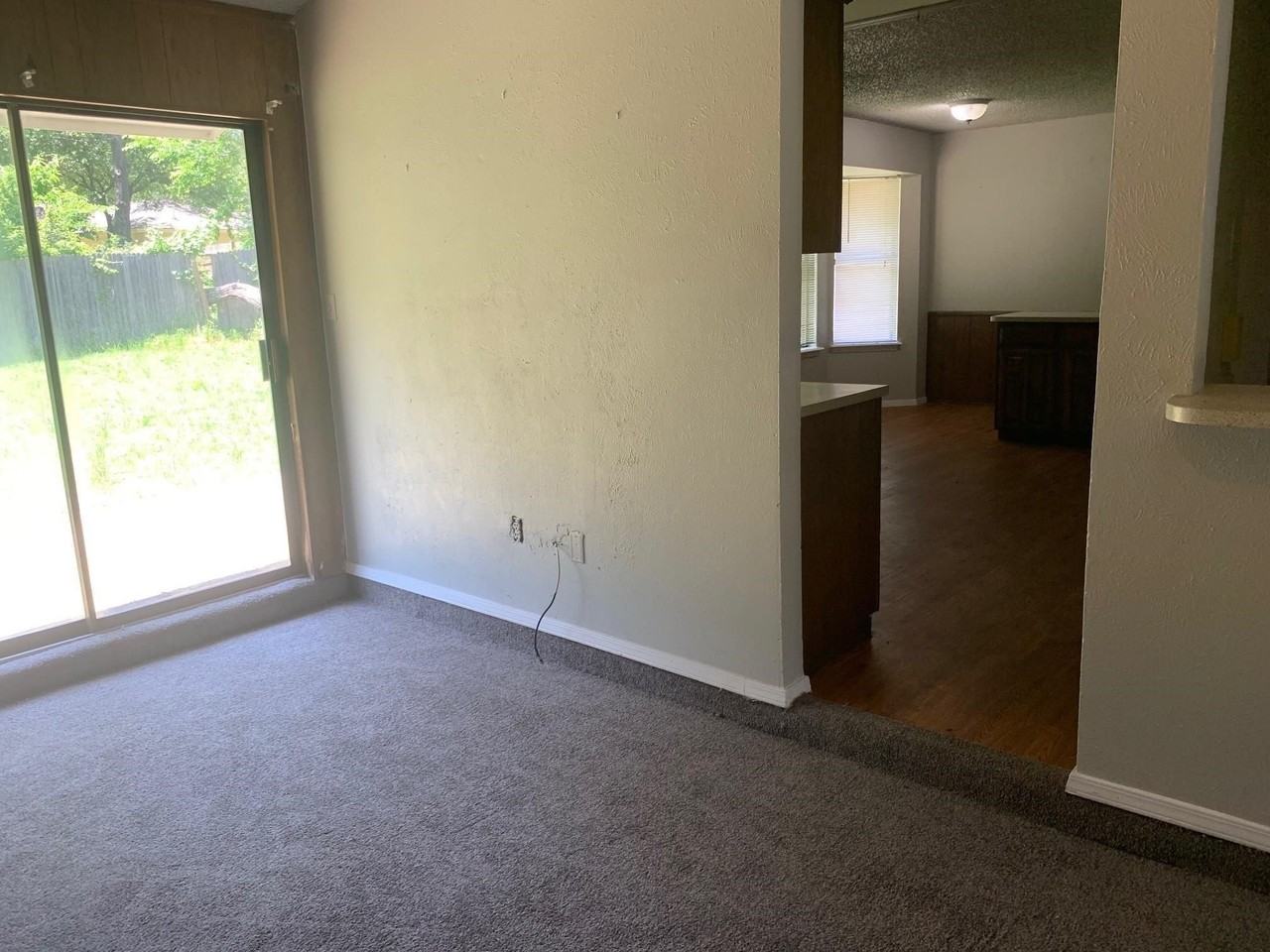 2518 Highgate Dr - Photo 5 of 12