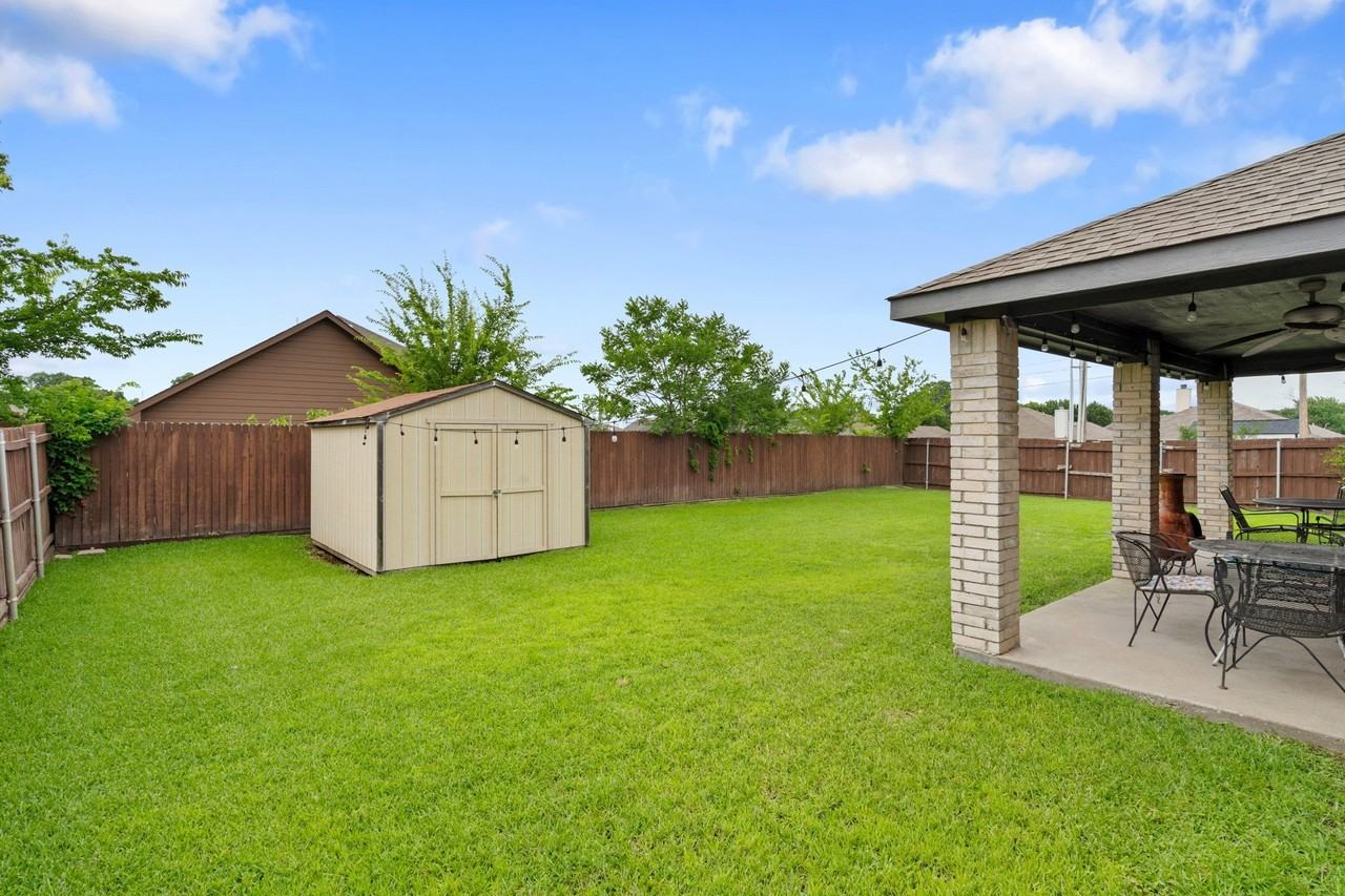 100 Lipan St - Photo 4 of 31