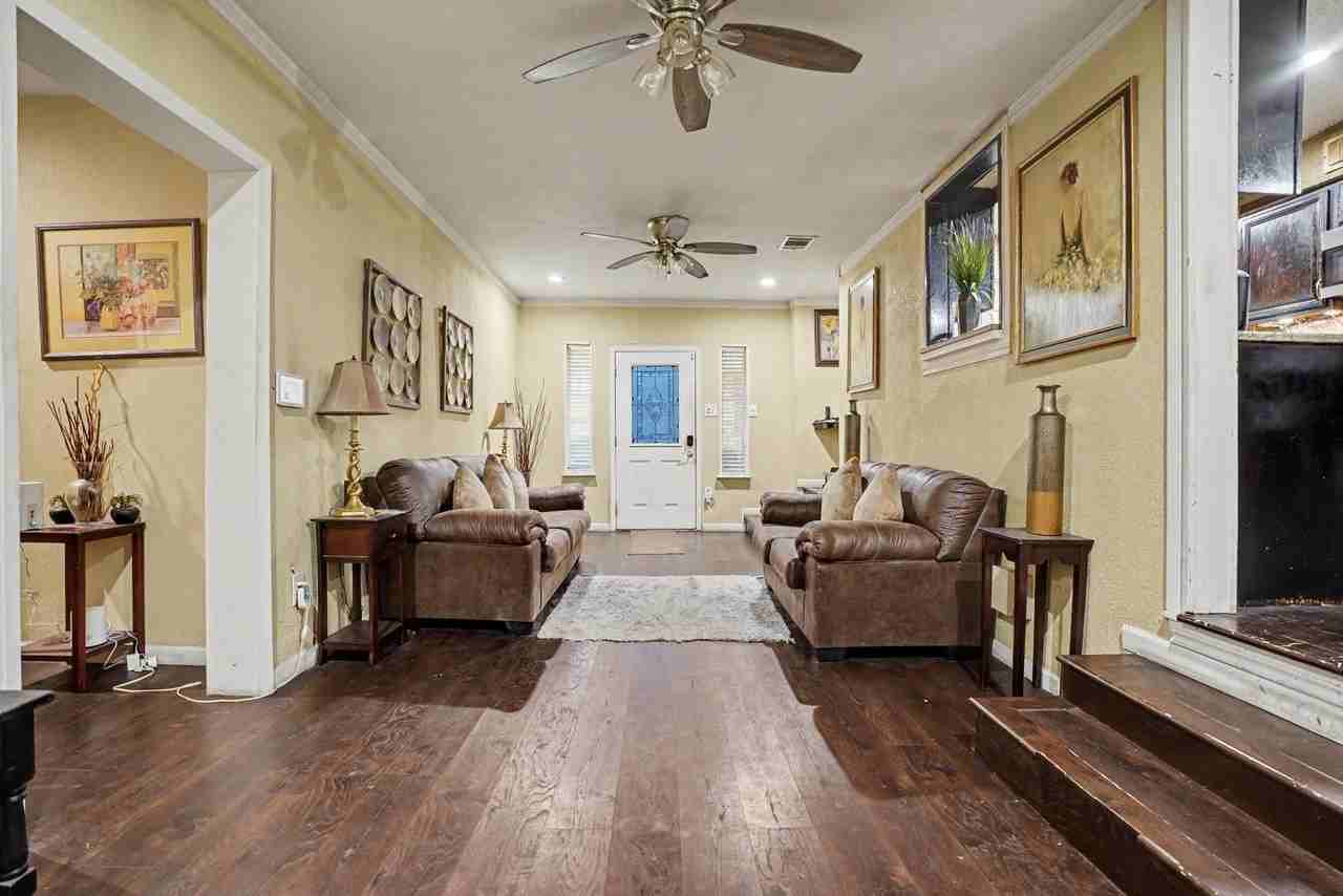 737 Judy Ln - Photo 5 of 26