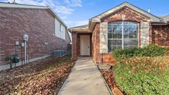 9204 Warren Dr - Photo 1 of 1