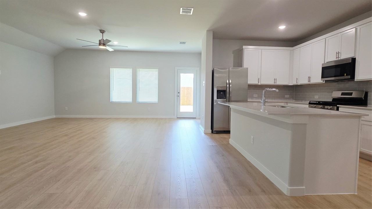 3604 High Valley Dr - Photo 6 of 29