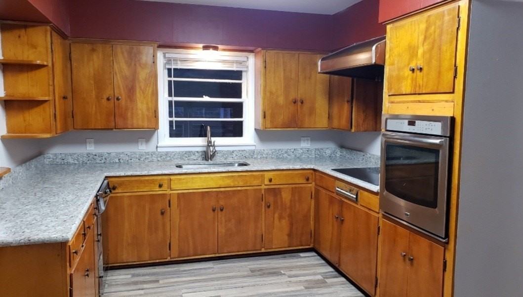 1900 Harrison Ave - Photo 4 of 9