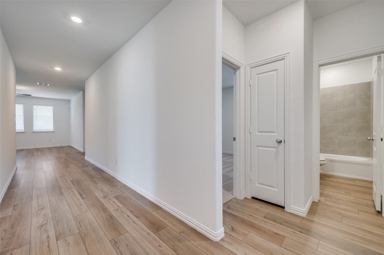 4016 Kaufman Ct - Photo 3 of 25