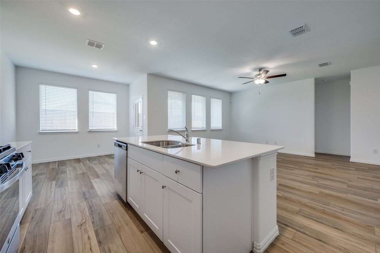 4016 Kaufman Ct - Photo 7 of 25