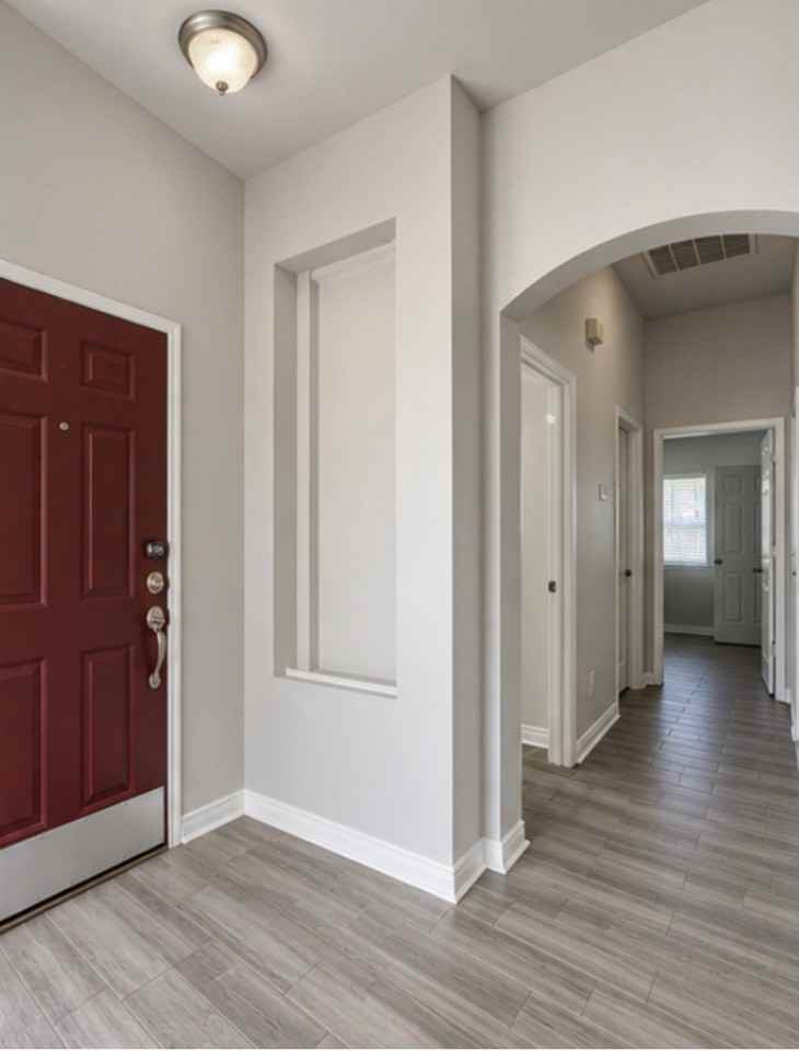 5300 Meadow Ct - Photo 5 of 12