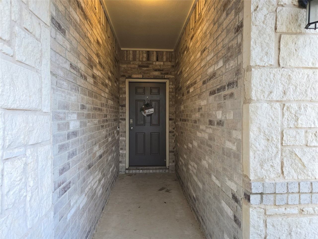 5820 Mirror Ridge Dr - Photo 3 of 24