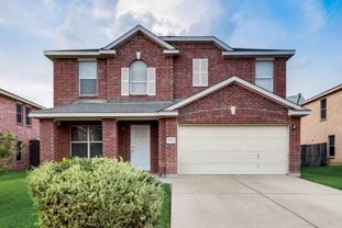 2424 Canyon Springs Dr - Photo 1 of 1