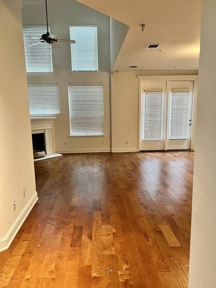 4444 Jardin St - Photo 5 of 16