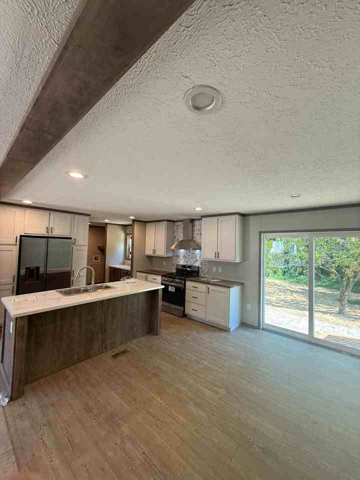 18B Buddy Blvd - Photo 2 of 7
