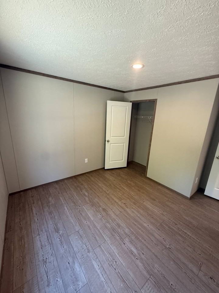 18B Buddy Blvd - Photo 4 of 7