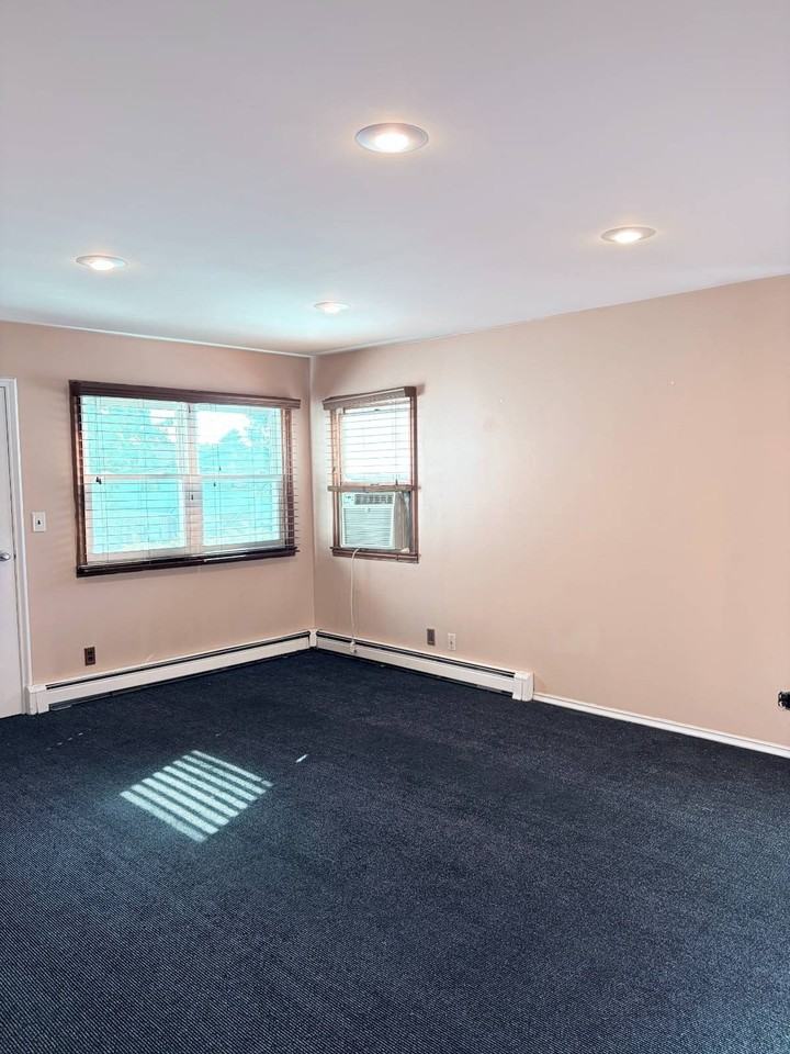 25125 Elkmont Ave - Photo 2 of 8