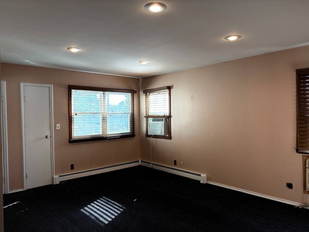 25125 Elkmont Ave - Photo 3 of 8