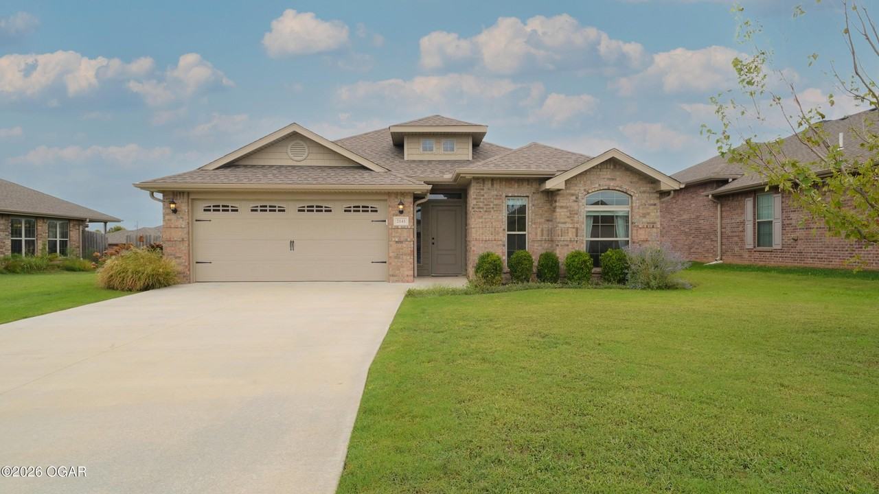 2141 Clark Ct