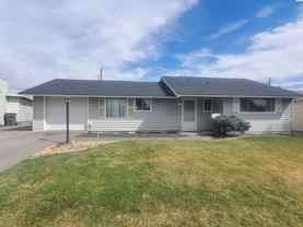 305 S Mayfield St - Photo 1 of 1