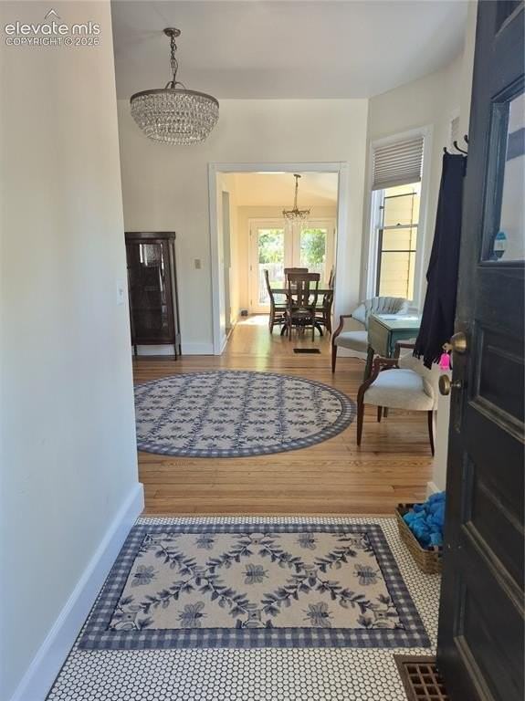 309 E San Miguel St - Photo 5 of 40