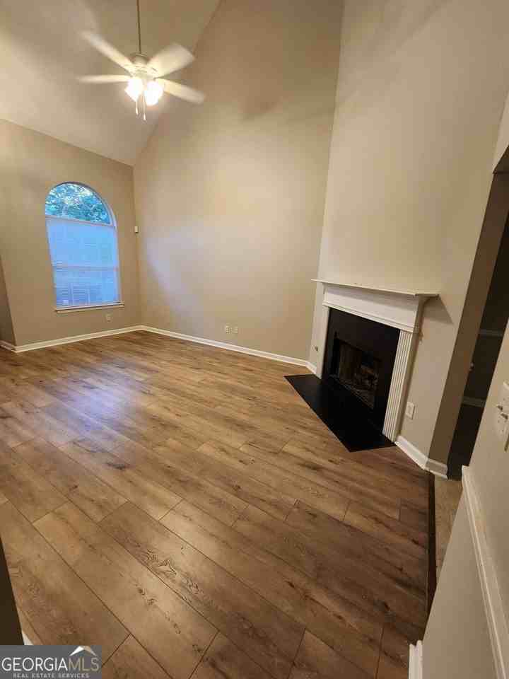 553 Wren Walk - Photo 4 of 24