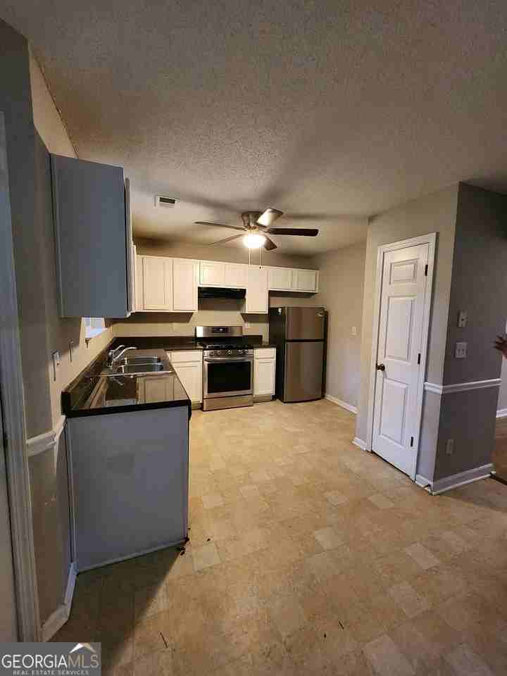 553 Wren Walk - Photo 5 of 24