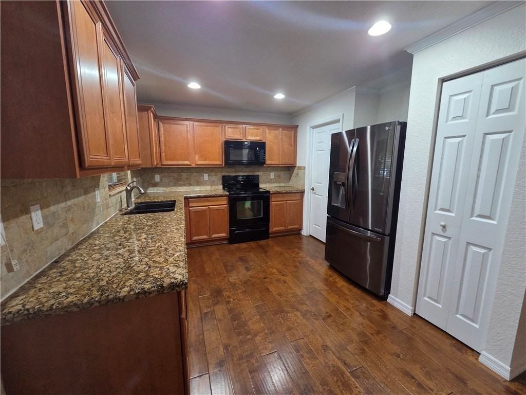 5595 45th Ave - Photo 5 of 34