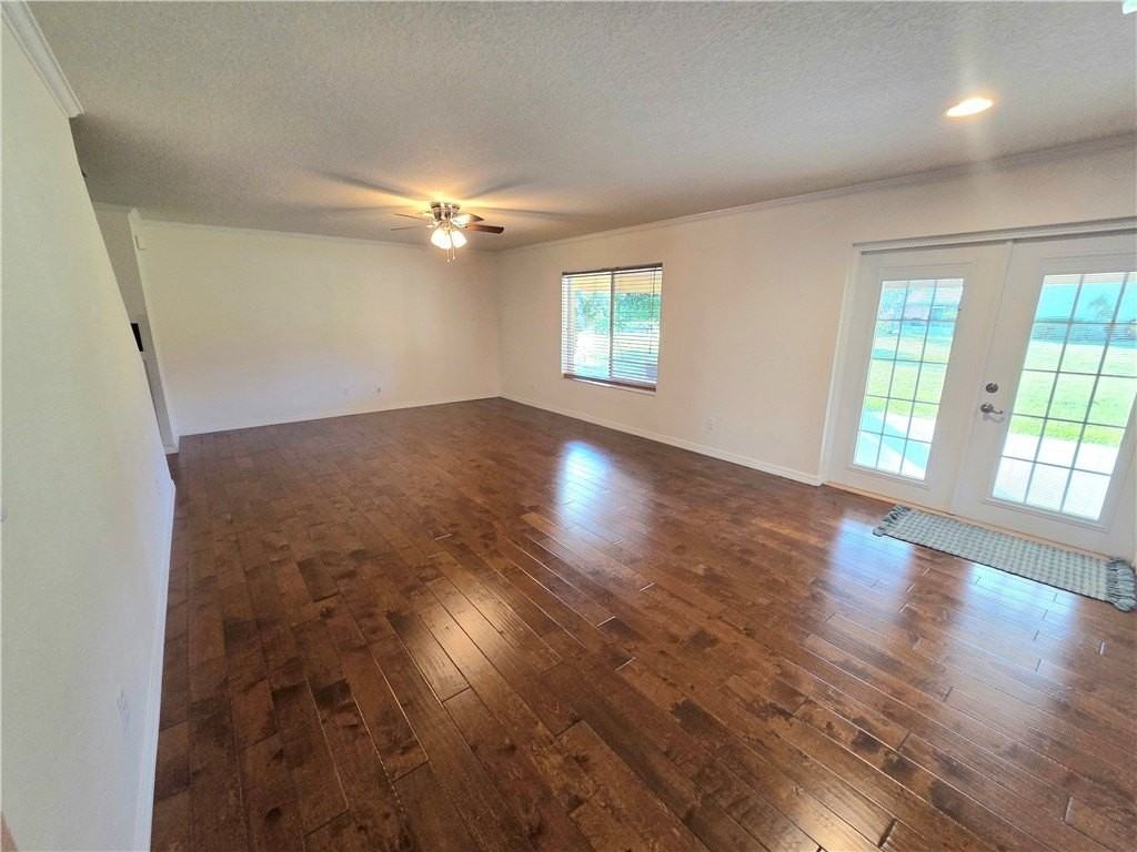 5595 45th Ave - Photo 7 of 34