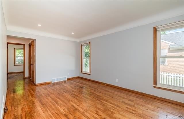 3914 W 13 Mile Rd - Photo 6 of 19
