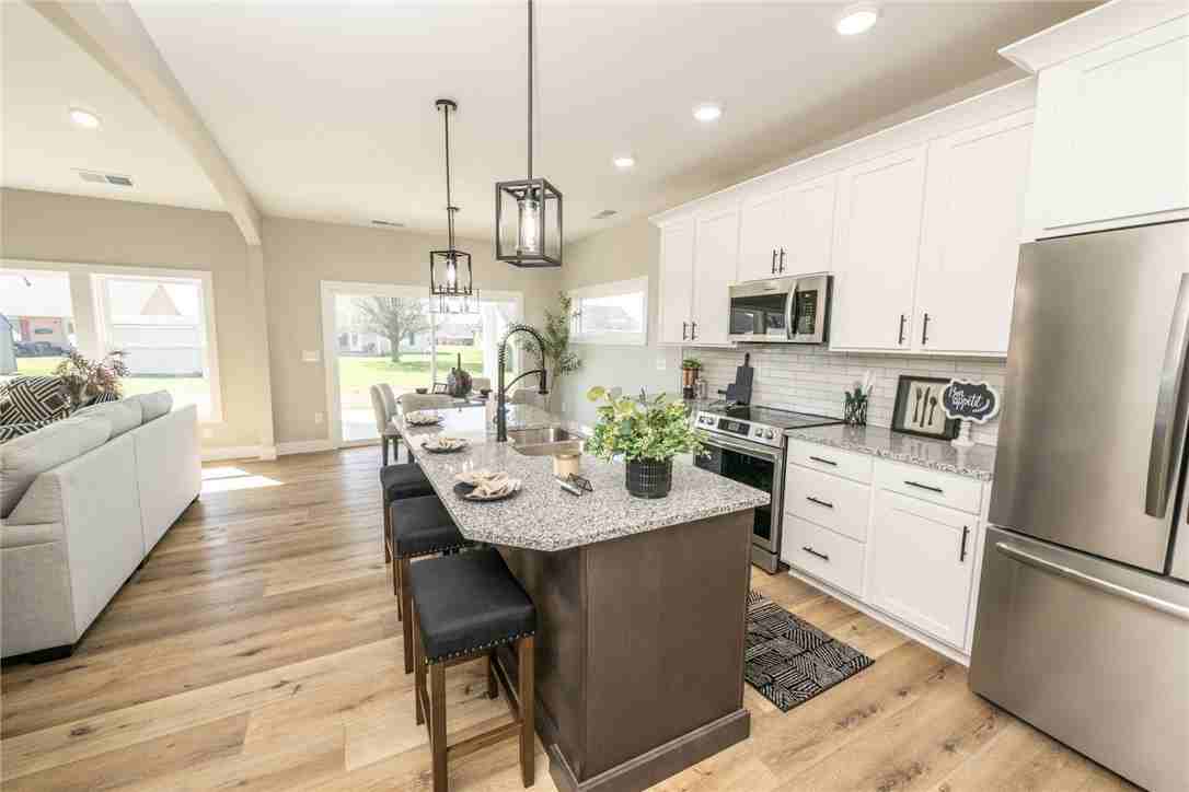 2917 Seminole Way - Photo 3 of 16