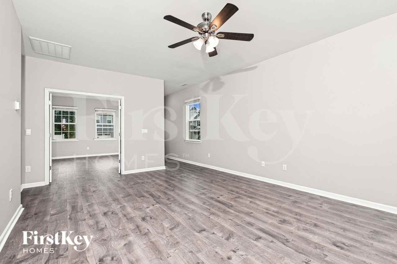636 Juniper Berry Rd - Photo 3 of 19