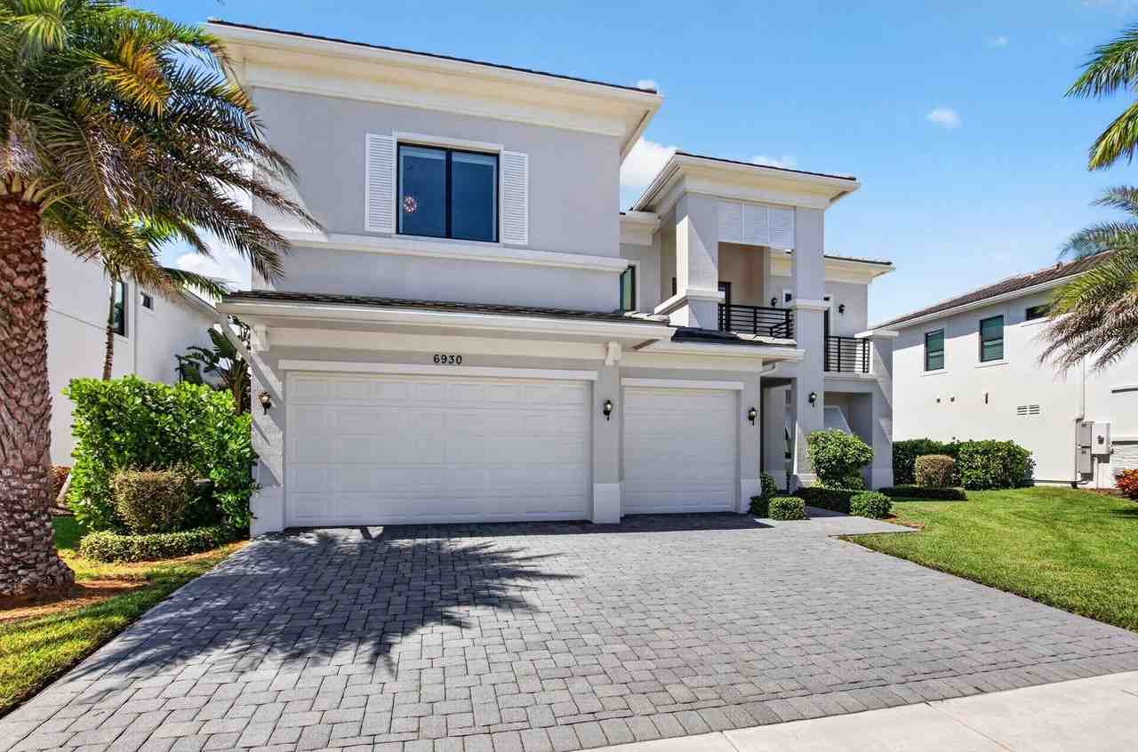 6930 Nw 27th Ave - Photo 3 of 50
