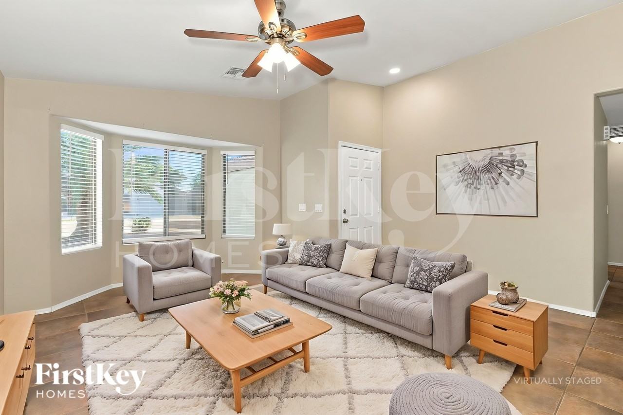 1338 W Mesquite Ave - Photo 5 of 18