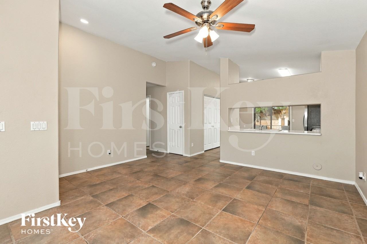 1338 W Mesquite Ave - Photo 6 of 18