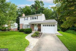 featured image of 7212 Hadlow Dr