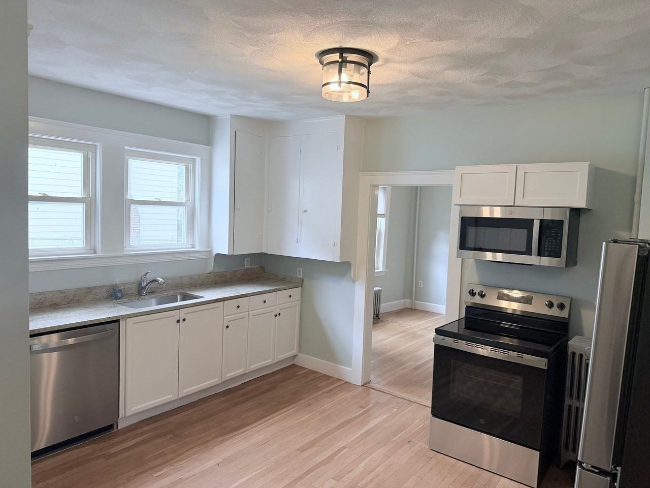 56 S Main St - Photo 3 of 26
