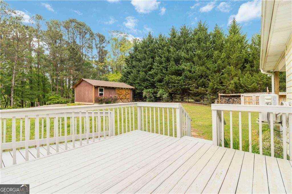 3040 Land Rd - Photo 2 of 14