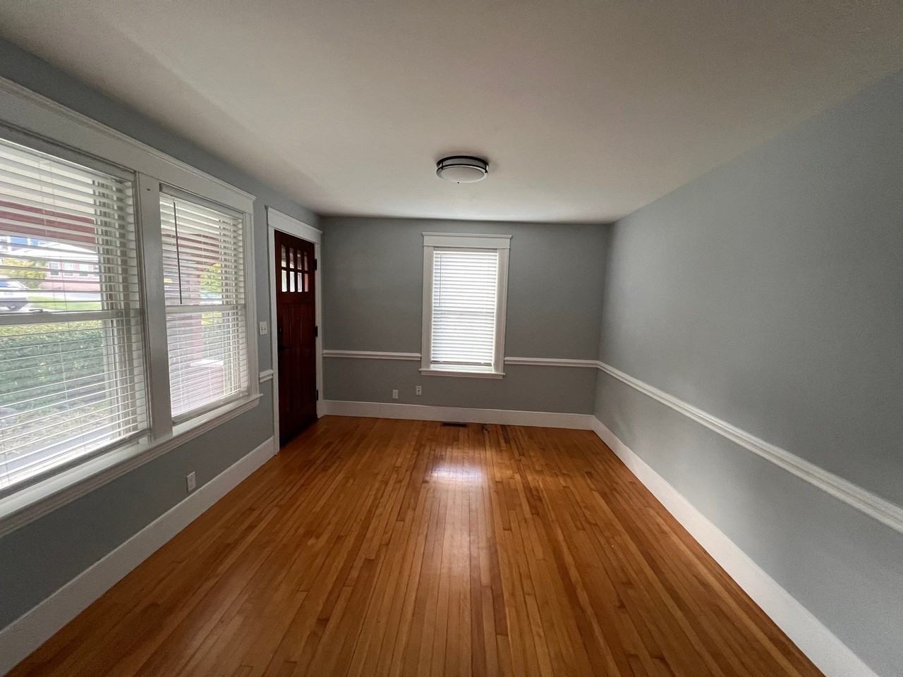 8 Elton St - Photo 6 of 27
